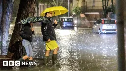 Storm Boris: Italians evacuate as flooding hits Emilia-Romagna