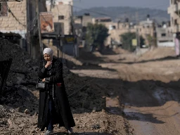 Israeli army demolishes homes in Jenin, continues raids across West Bank