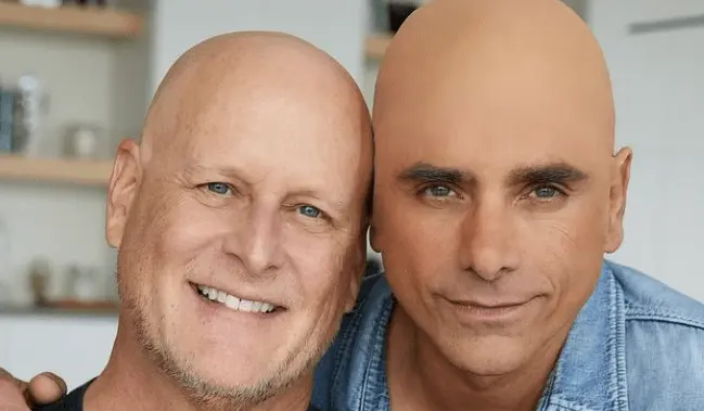 Dave Coulier defends John Stamos bald cap after fans call it ‘shallow’ gesture - National | Globalnews.ca