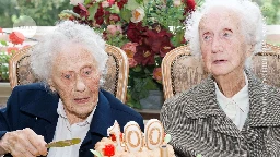 What’s the secret to living to 100? Centenarian stem cells could offer clues