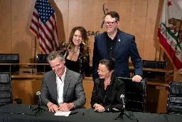 Cali governor signs five AI bills in one day