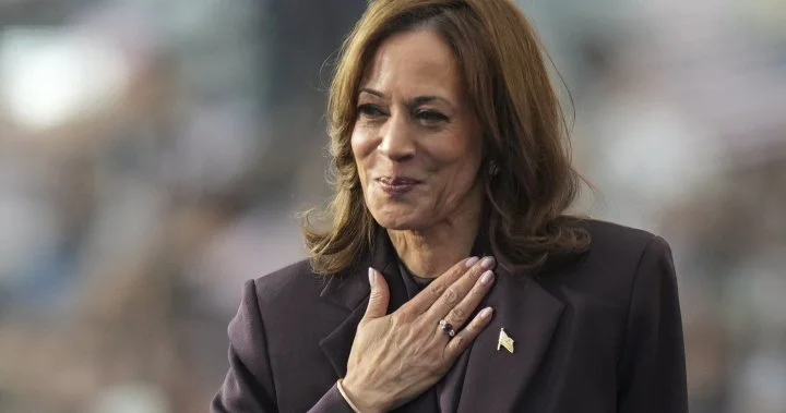 Kamala Harris pushes donors for more after raising US$1B+ in electoral defeat - National | Globalnews.ca