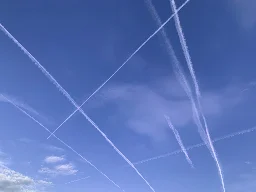 Scientists investigate contrail formation to reduce climate impact